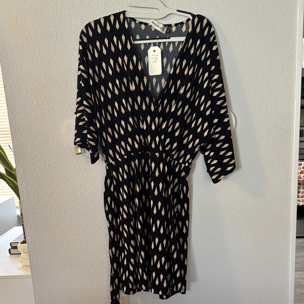 Veronica M Black And White Sheath Dress With Dolman Sleeves